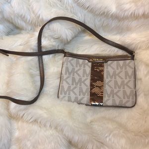 Small Michael Kors crossbody